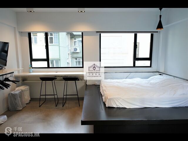 Soho - 19-21, Staunton Street 03