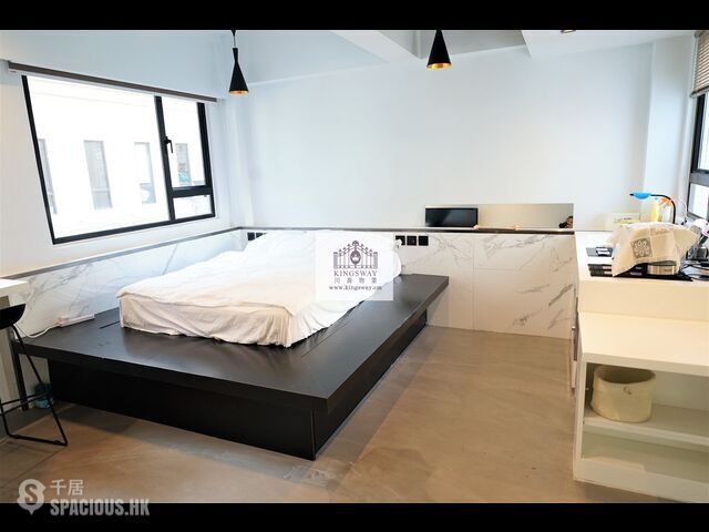 Soho - 19-21, Staunton Street 04