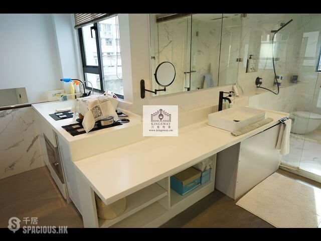 Soho - 19-21, Staunton Street 01