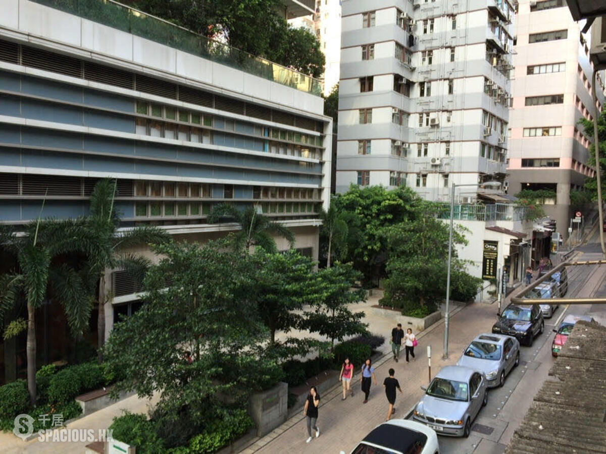 Sai Ying Pun - 18, Second Street 01