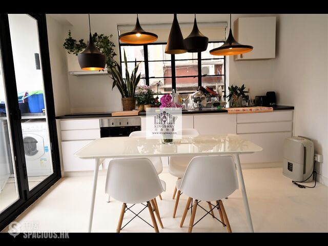 Soho - 59, Staunton Street 01