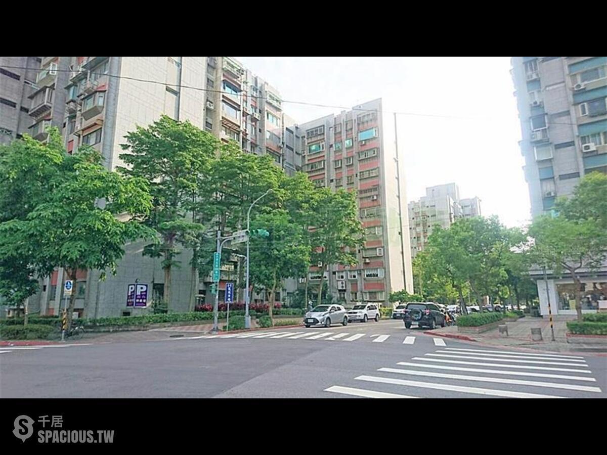 Songshan - XX Lane 190, Guangfu North Road, Songshan, Taipei 01