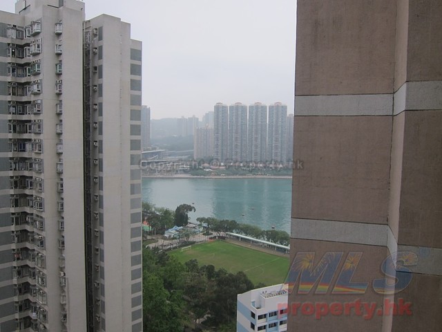 Tsuen Wan - Waterside Plaza 01