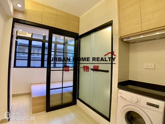 Tsim Sha Tsui - 16, Ashley Road 01
