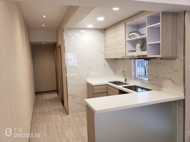 Causeway Bay - Jardine Building 01