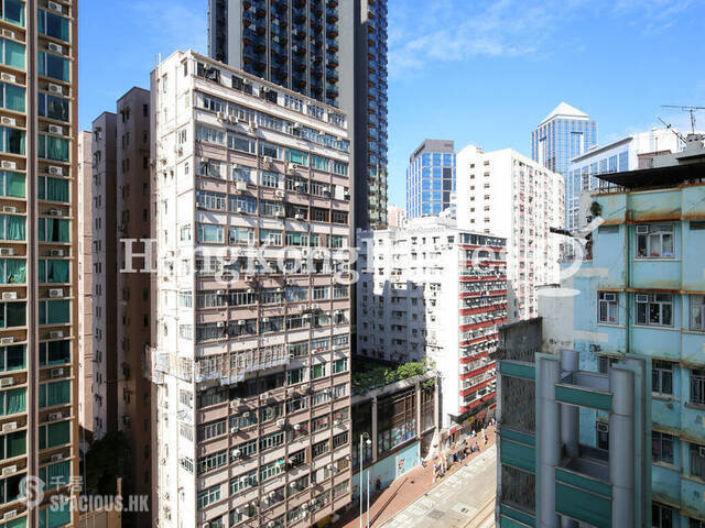 Quarry Bay - Royal Terrace 01