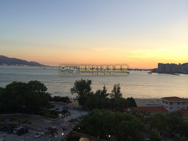 Gold Coast / So Kwun Wat - Spring Seaview Terrace 01