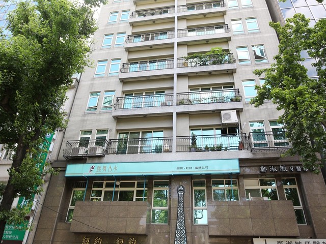 Zhongshan - No. XXX, Section 2, Zhongshan N Rd, Zhongshan District, Taipei City, Taiwan 104 01