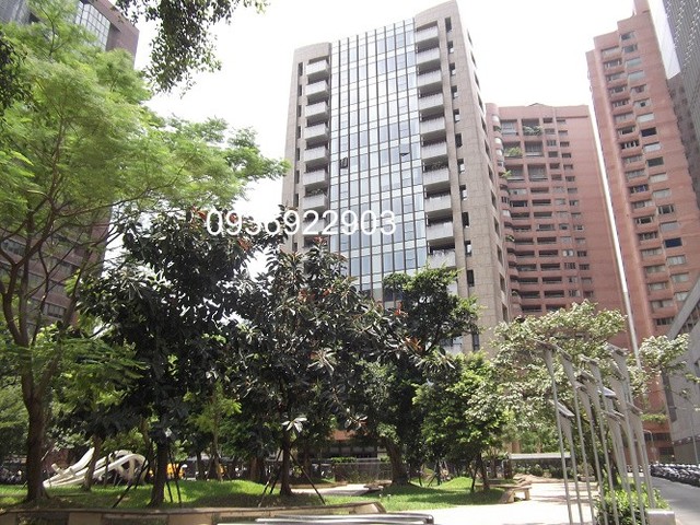 Daan - No. XX, Lane 81, Section 2, Dunhua S Rd, Da’an District, Taipei City, Taiwan 106 01