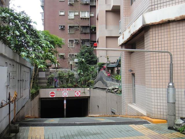 中正区 - 100台湾台北市中正區水源路XX號 01
