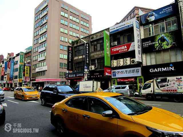 Zhongzheng - No. XX, Section 1, Bade Road, Zhongzheng District, Taipei City, Taiwan 100 04