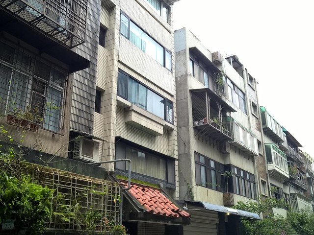 Daan - No. XX, Lane 2, Qingtian St, Da’an District, Taipei City, Taiwan 106 01