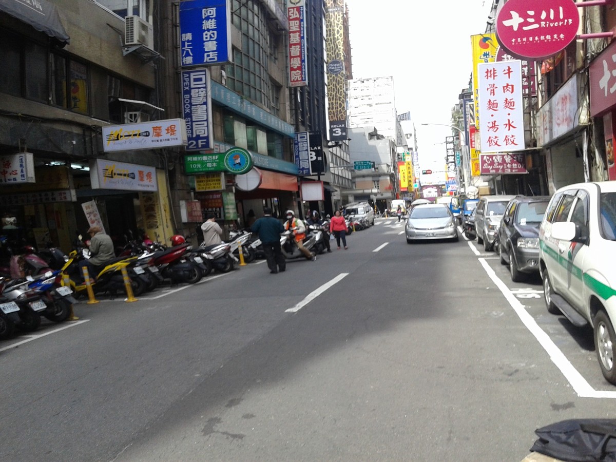中正區 - 100台灣台北市中正區懷寧街XX號 01