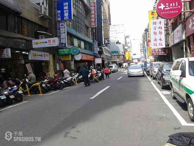 中正區 - 100台灣台北市中正區懷寧街XX號 01