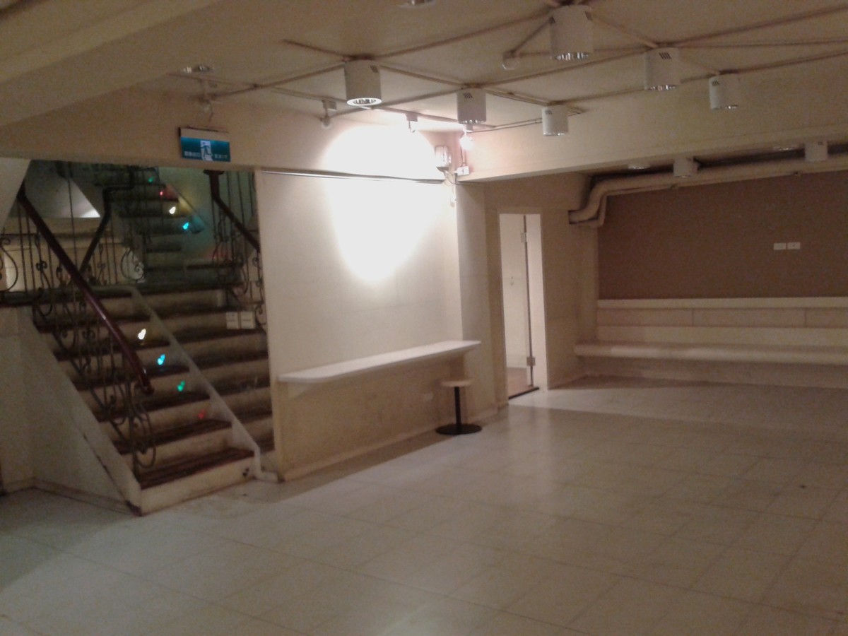 中正区 - 100台湾台北市中正區懷寧街XXX號 01
