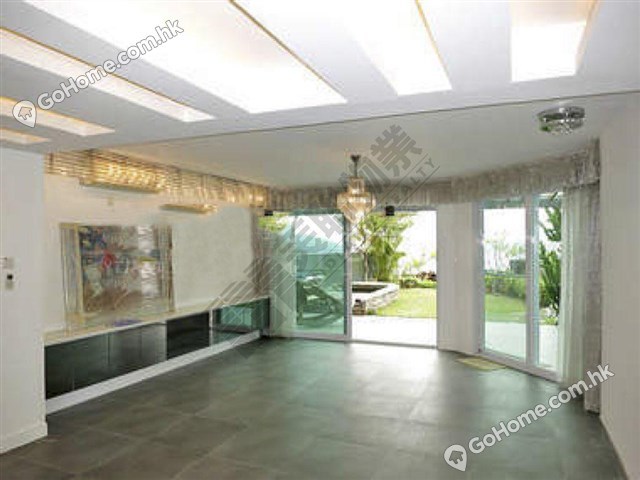 Clear Water Bay - Silver Fountain Terrace 01