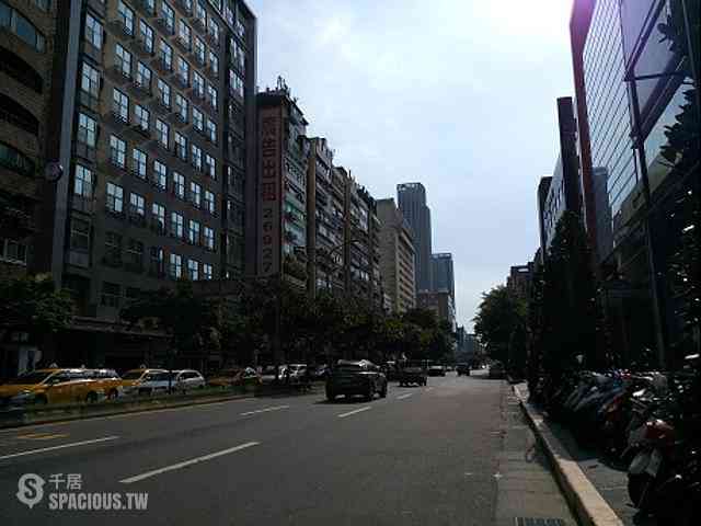 Xinyi - No. XXX-1, Section 5, Zhongxiao E Rd, Xinyi District, Taipei City, Taiwan 110 02