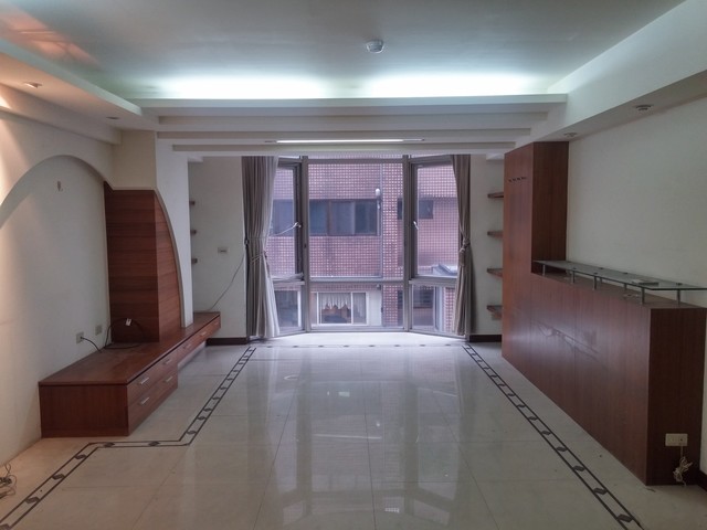 Daan - No. XXX-4, Section 1, Heping E Rd, Da’an District, Taipei City, Taiwan 106 01