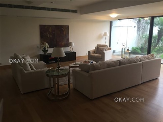 The Peak - Kellett Villas 01