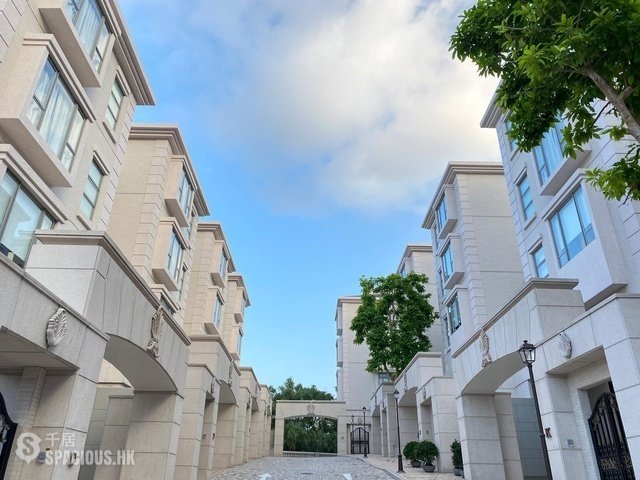 Tai Po Kau - Hampstead 01
