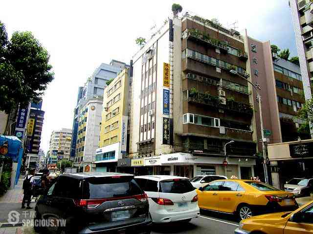 Daan - Section 1, Da'an Rd, Da’an District, Taipei City, Taiwan 106 07