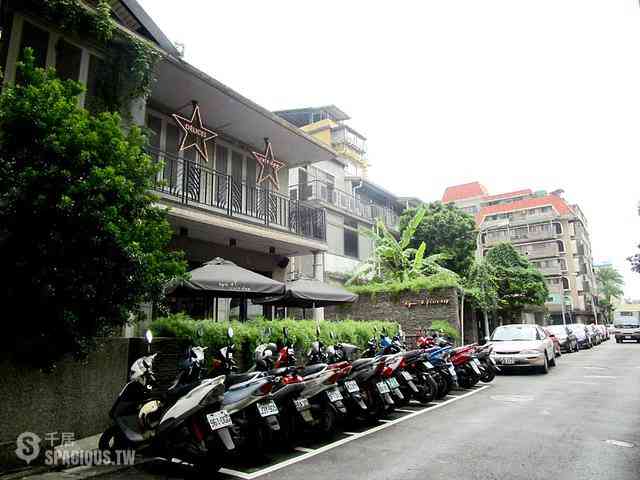 Daan - Section 1, Da'an Rd, Da’an District, Taipei City, Taiwan 106 09
