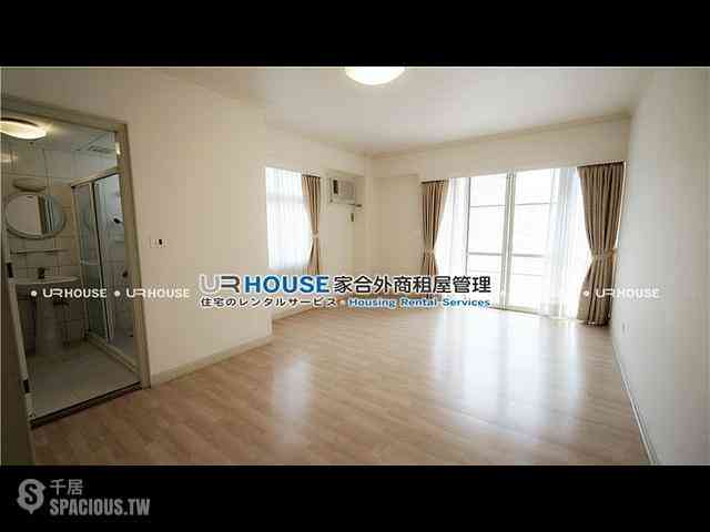Shilin - No. XXX, Section 7, Zhongshan North Road, Shilin District, Taipei City, Taiwan 111 04