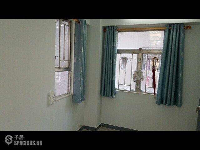 Sai Ying Pun - Wing Shing Building 01