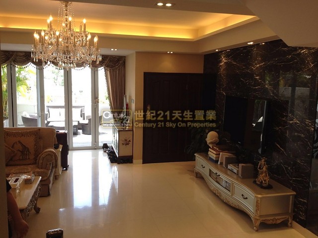 Siu Lam - The Castle Bay 01