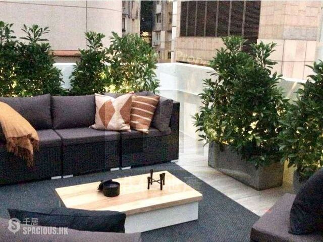 Sai Ying Pun - 36, Eastern Street 01