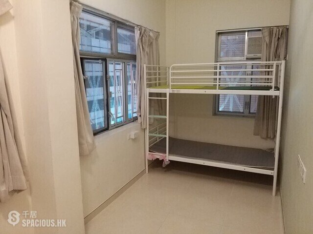 Tsim Sha Tsui - 39, Carnarvon Road 01