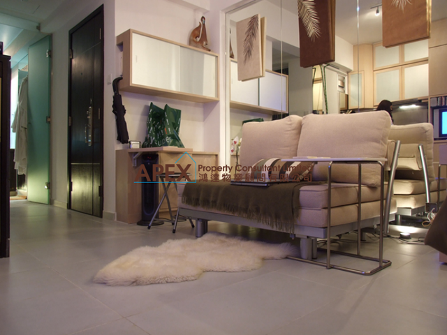 Sai Ying Pun - 84-84A First Street 01