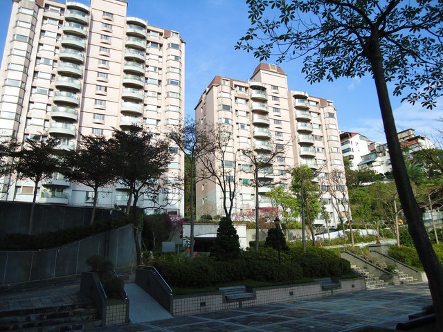 Beitou - No. XXX, Gongguan Rd, Ziguan District, Kaohsiung City, Taiwan 826 01