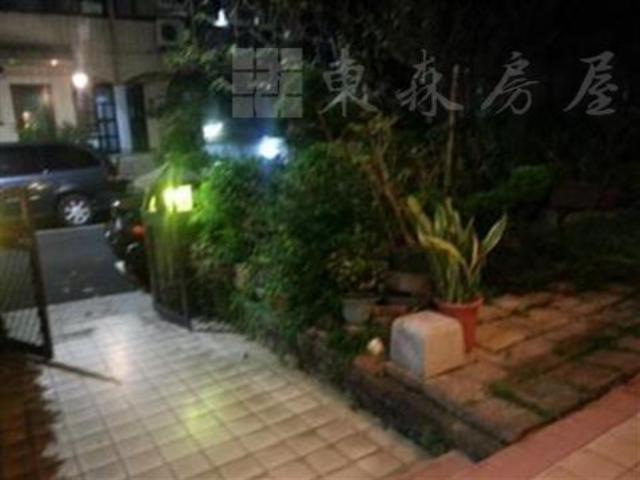Beitou - No. XX, Lane 186, Xingyi Rd, Beitou District, Taipei City, Taiwan 112 01