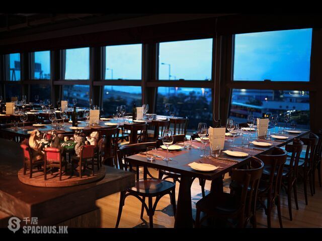 Shek Tong Tsui - One-Eight-One Hotel & Serviced Residences 01