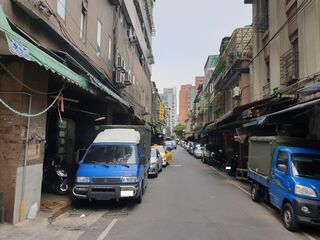 Datong - XXX 延平北路二段, Datong, Taipei 04