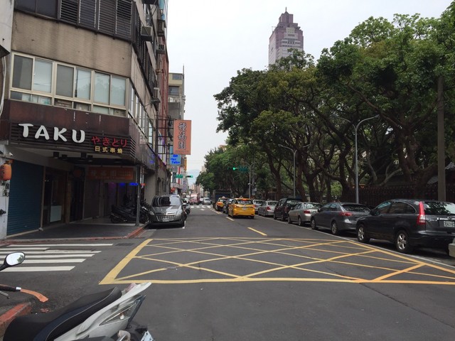 中正区 - 100台湾台北市中正區懷寧街 1+B1樓 01