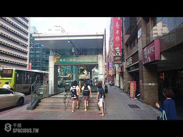 Songshan - Alley 5, Lane 133, Section 4, Nanjing E Rd, Songshan District, Taipei City, Taiwan 105 04