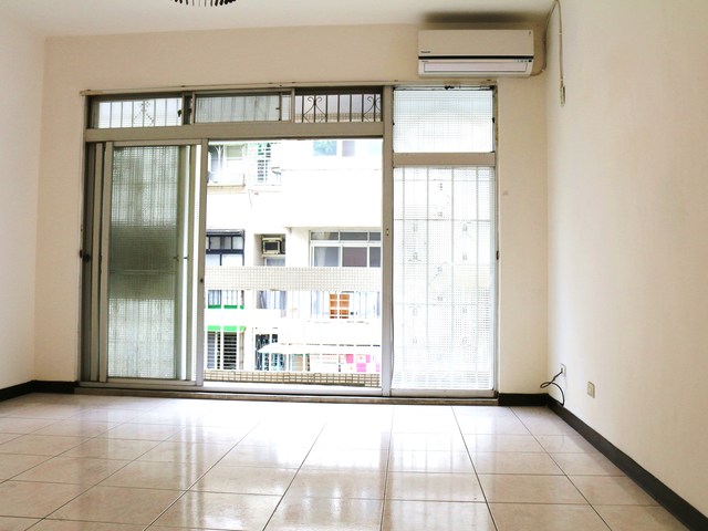 Songshan - No. XXX, Guangfu N Rd, Songshan District, Taipei City, Taiwan 105 01