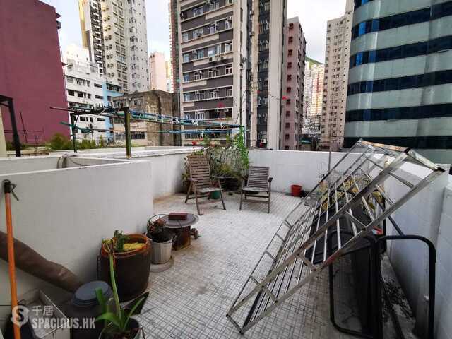 Sai Ying Pun - 225, Des Voeux Road West 01