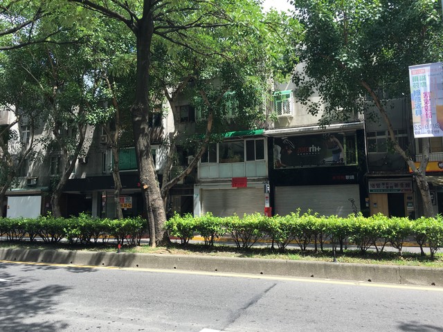 Songshan - Section 5, Minsheng E Rd, Songshan District, Taipei City, Taiwan 105 01
