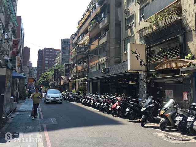 Daan - No. X, Section 4, Zhongxiao E Rd, Da’an District, Taipei City, Taiwan 106 02