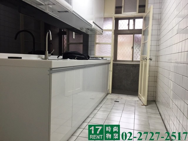 中正区 - 100台湾台北市中正區新生南路一段XXX號 01