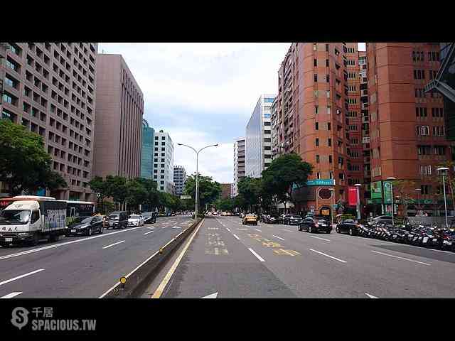 Songshan - No. XXX, Section 3, Minsheng E Rd, Songshan District, Taipei City, Taiwan 105 05