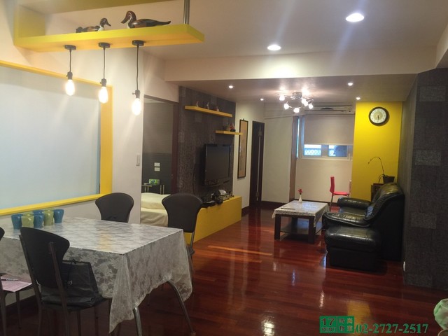 Xinyi - No. XXX, Section 4, Xinyi Rd, Xinyi District, Taipei City, Taiwan 110 01