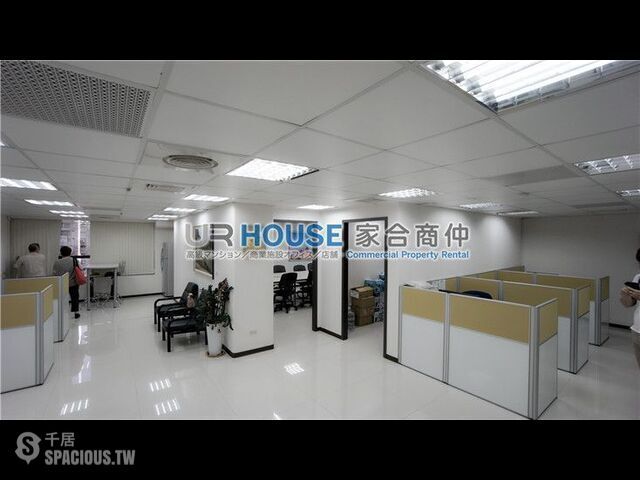 Daan - No. XXX, Section 4, Xinyi Road, Da’an District, Taipei City, Taiwan 106 01