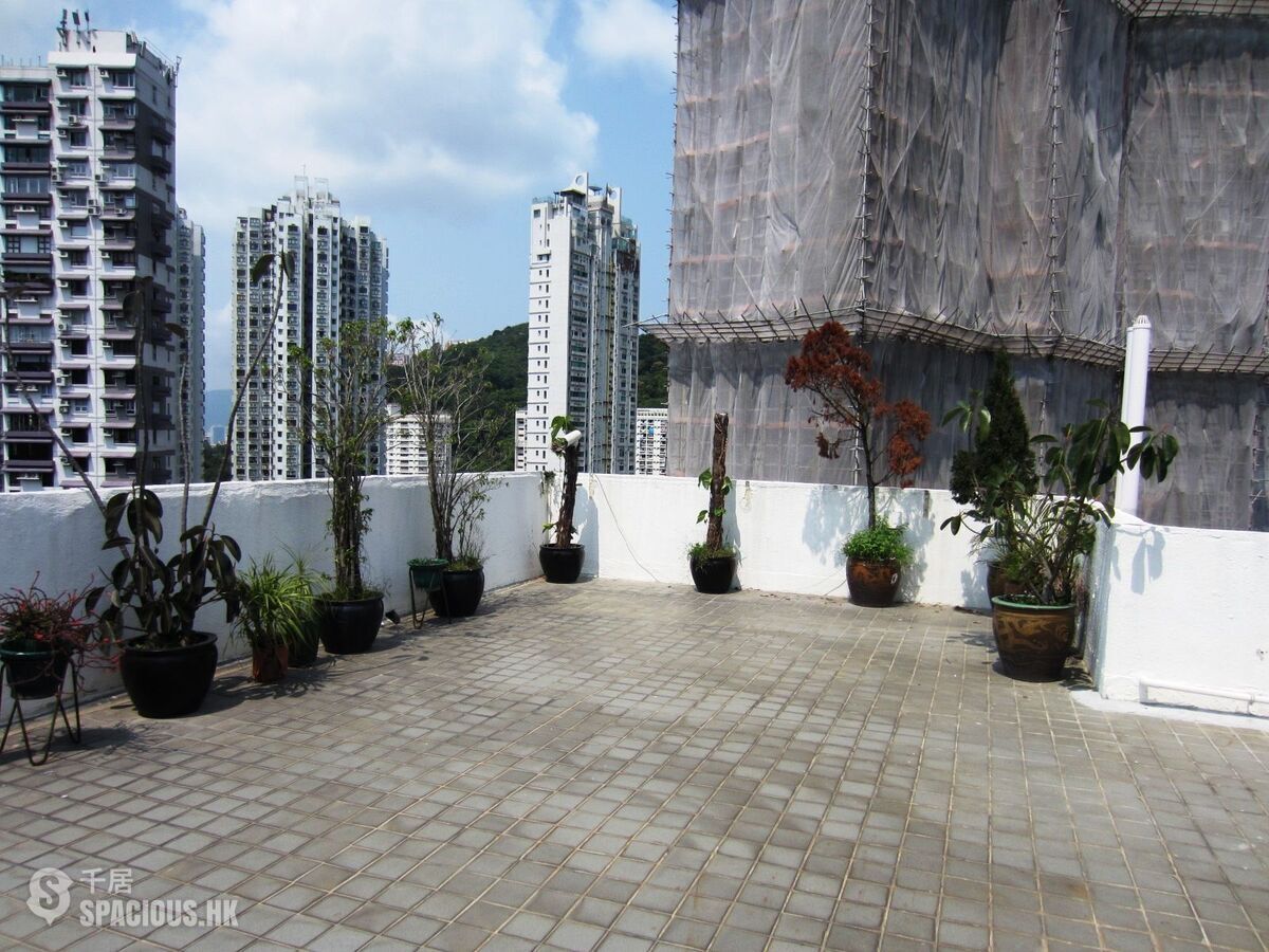 Yau Ma Tei - Jolly Garden 01