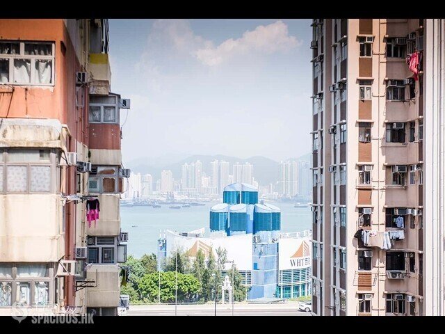 Sheung Wan - Yick Fung Building 01