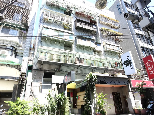 Zhongshan - No. XX, Lane 107, Linsen N Rd, Zhongshan District, Taipei City, Taiwan 104 01