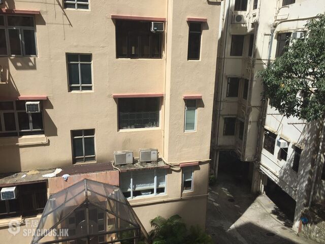 Mid Levels Central - 63, Macdonnell Road 01